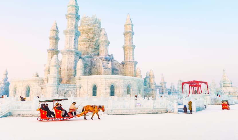 ทัวร์จีน ฮาร์บิน 6 วัน 5 คืน MTWT250076 รูปปั้นตุ๊กตาหิมะยักษ์ เทศกาลแกะสลักน้ำแข็งนานาชาติ พิพิธภัณฑ์เมืองหิมะ หมู่บ้านหิมะ บิน HU (BKK)