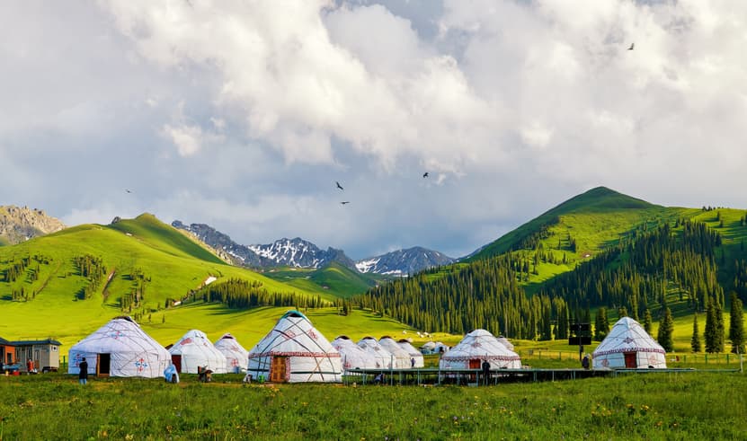 ทัวร์จีน มองโกเลียใน 5 วัน 4 คืน ZGDSN-2601VZ ออร์ดอส หุบเขาแม่น้ำหวงเหอ ทะเลทรายเสี่ยงซาวาน บิน VZ (BKK)