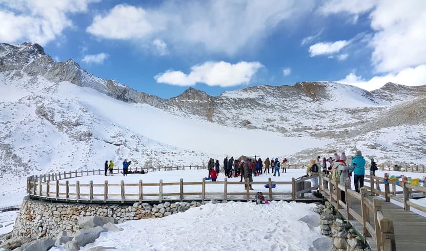 ทัวร์จีน เฉิงตู 5 วัน 4 คืน CVZ296 ภูเขาสี่ดรุณี หุบเขาซวงเฉียวโกว อุทยานปี้ผิงโกว ถนนไท่กู่หลี่ บิน VJ (BKK)