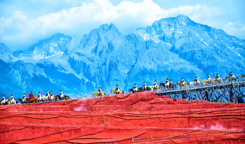 ทัวร์จีน คุนหมิง 6 วัน 5 คืน ZGKMG-2606KY ตำหนักทองจินเตี้ยน สวนน้ำตกคุนหมิง วัดเจ้าแม่กวนอิม เจดีย์สามองค์แห่งวัดฉงเซิ่น บิน KY (BKK)