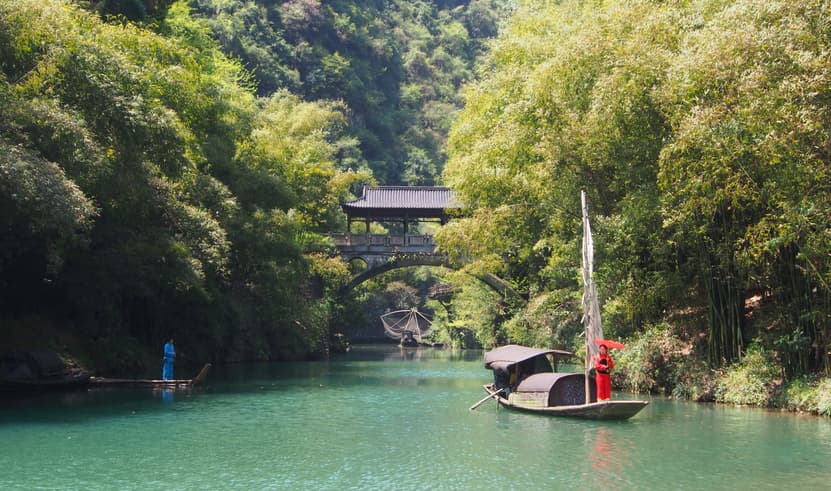 ทัวร์จีน อี้ชาง 6 วัน 5 คืน YIHHU0126 เมืองโบราณฉือชี่โข่ว รถไฟฟ้าทะลุตึก อุทยานเขานางฟ้า อุทยานแห่งชาติหลุมฟ้า บิน HU (BKK)