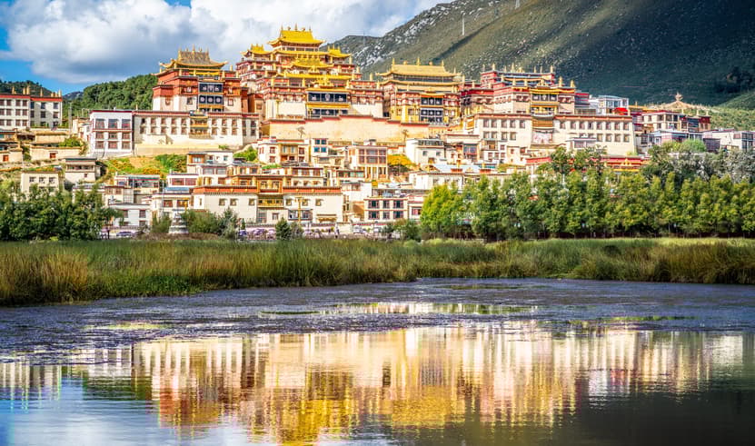 ทัวร์จีน คุนหมิง 6 วัน 5 คืน ZGKMG-2613KY สวนน้ำตกคุนหมิง วัดเจ้าแม่กวนอิม เจดีย์สามองค์แห่งวัดฉงเซิ่น สระน้ำมังกรดำ บิน KY (BKK)