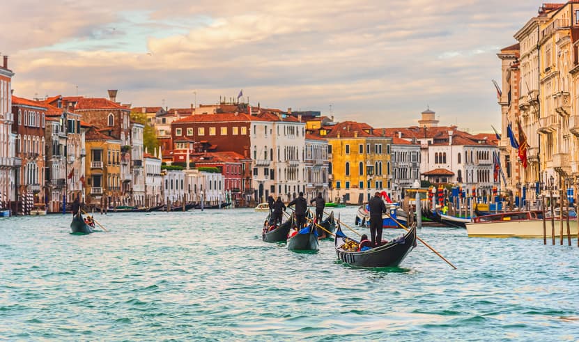 ทัวร์อิตาลี 7 วัน 4 คืน ZGFCO-2606SQ เกาะเวนิส จัตุรัสเปียซซา เดล ดูโอโม มหาวิหารแห่งเมืองมิลาน บิน SQ (BKK)