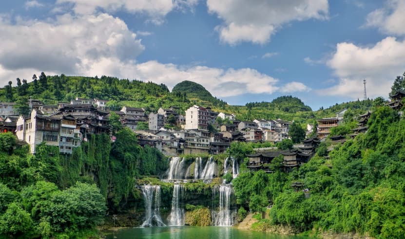 ทัวร์จีน จางเจียเจี้ย 6 วัน 5 คืิน CSL306 วัดโบราณเชียนหมิง ล่องเรือแม่น้ำถัวเจียง เมืองโบราณเฟิ่งหวง สะพานหงส์  บิน SL (DMK)