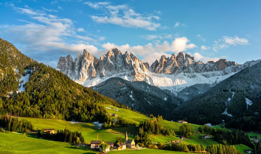 ทัวร์ยุโรป อิตาลี 8 วัน 5 คืน GO3VCE-EK005 อุทยานแห่งชาติโดโลไมท์ หมู่บ้านคอร์ตีนาดัมเปซโซ ทะเลสาบเบรียส บิน EK (BKK)