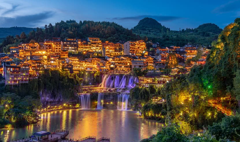 ทัวร์จีน จางเจียเจี้ย 5 วัน 4 คืน ZGYIH-26069H ล่องเรือชมทัศนียภาพช่องเขาซานเสีย ถ้ำเก้าสวรรค์ อุทยานแห่งชาติภูเขาและลำธารฟงหลินซี บิน 9H (BKK)