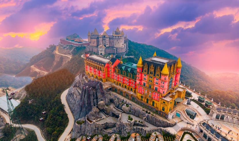 ทัวร์เวียดนาม ฮอยอัน ดานัง 4 วัน 3 คืน บานาฮิลล์ สะพานมือทองคำ เมืองมรดกโลกฮอยอัน สะพานแห่งความรัก บิน VZ (BKK)