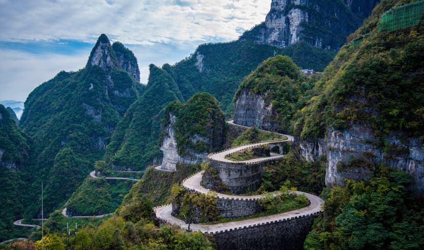 ทัวร์จีน จางเจียเจี้ย 5 วัน 4คืน ZGYIH-26079H จางเจียเจี้ย ฝูหรงเจิ้น เทียนเหมินซาน ประตูสวรรค์ บิน 9H (BKK)