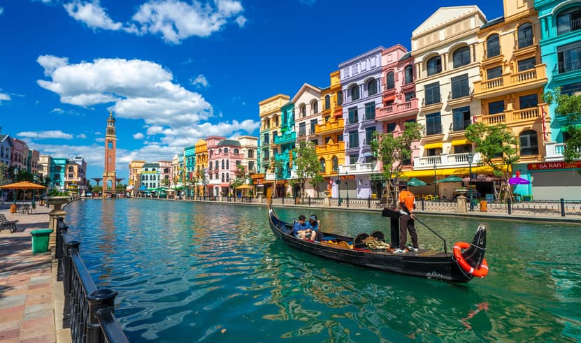 ทัวร์เวียดนาม ฮานอย ซาปา 4 วัน 3 คืน ยอดเขาฟานซิปัน โมอาน่า ซาปา คาเฟ่ ทะเลสาบคืนดาบ แกรนด์ เวิลด์ ฮานอย บิน ET (BKK)