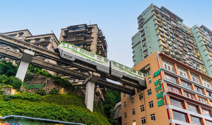 ทัวร์จีน ฉงชิ่ง 5 วัน 3 คืน TF-CKGCZ05 ปราสาทฮวาเซิงหยวน อุทยานหลุมฟ้า สามสะพานสวรรค์  รถไฟทะลุตึก บิน CZ (BKK)