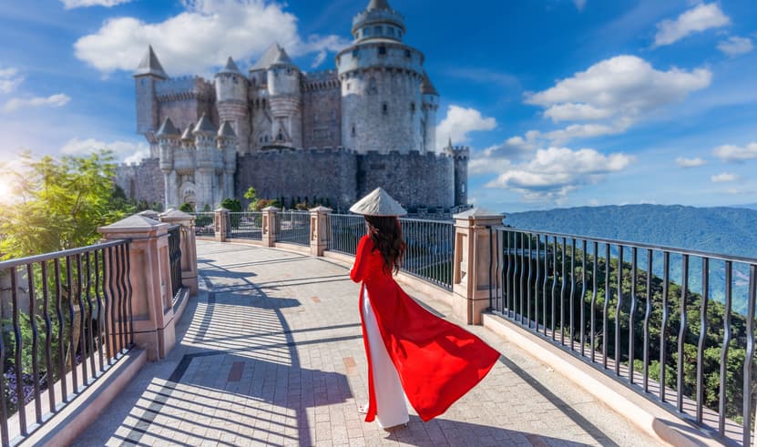 ทัวร์เวียดนาม ฮอยอัน ดานัง 4 วัน 3 คืน TDVN-CVZ4D-M02 APEC PARK วัดหลินอึ๋ง บานาฮิลล์ เมืองโบราณฮอยอาน  บิน VZ  (BKK)