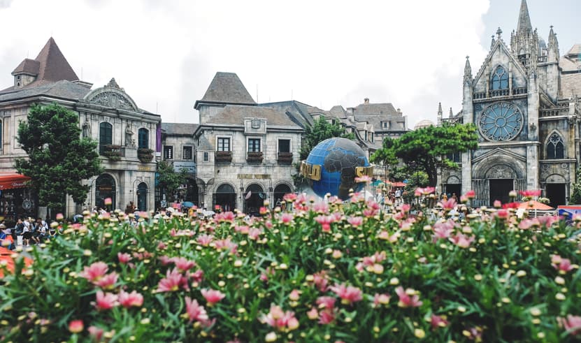 ทัวร์เวียดนาม ฮอยอัน ดานัง 4 วัน 3 คืน TDVN-CVZ4D-S02 APEC PARK วัดหลินอึ๋ง MARINA CAFÉ พักบานาฮิลล์ 2 คืน บิน VZ (BKK)