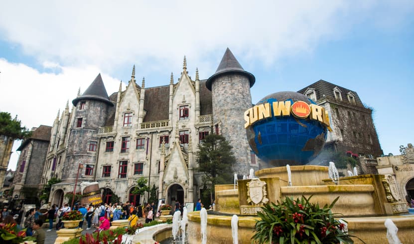 ทัวร์เวียดนาม ฮอยอัน ดานัง 4 วัน 3 คืน TDVN-CHVZ4D-A02 วัดหลินอึ๋ง สะพานมังกร  สะพานแห่งความรัก บานาฮิลล์ บิน VZ (BKK)