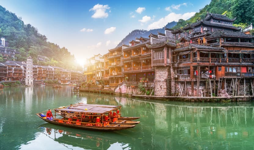 ทัวร์จีน จางเจียเจี้ย  6 วัน 5 คืน BT-DYG25_FD ภูเขาเจ็ดดาว เมืองเฟิ่งหวง ล่องเรือแม่น้ำถัวเจียง บิน FD (DMK)