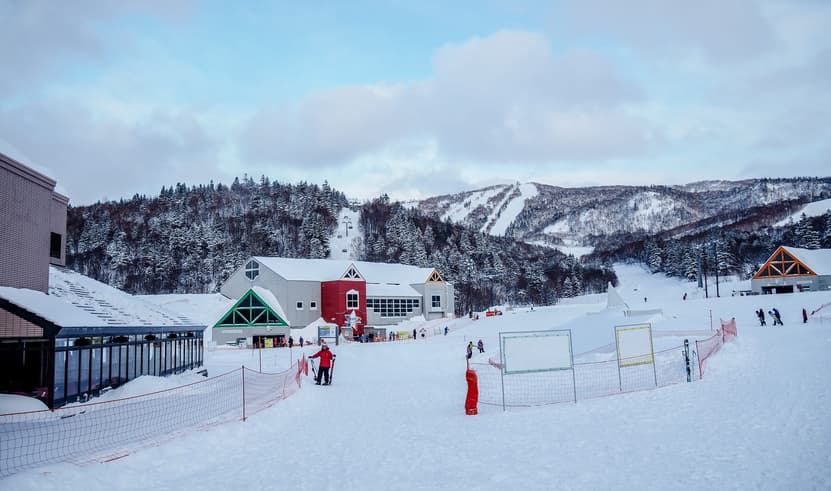 ทัวร์ญี่ปุ่น ฮอกไกโด 6 วัน 4 คืน RJ-XJ131 เมืองซัปโปโร ภูเขาฮาโกดาเตะ ลานสกี KIRORO บิน XJ (DMK)