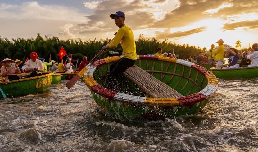 ทัวร์เวียดนาม ดานัง 4 วัน 3 คืน VFD68 หมู่บ้านกั๊มทาน บานาฮิลล์ สะพานแห่งความรัก บิน FD (DMK)