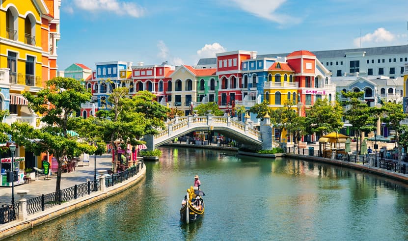 ทัวร์เวียดนาม ฟูก๊วก 3 วัน 2 คืน VPQC32VZ-17 VinWonders แกรนด์เวิลด์ วัดโฮก๊วก สะพานจูบ บิน VZ (BKK)