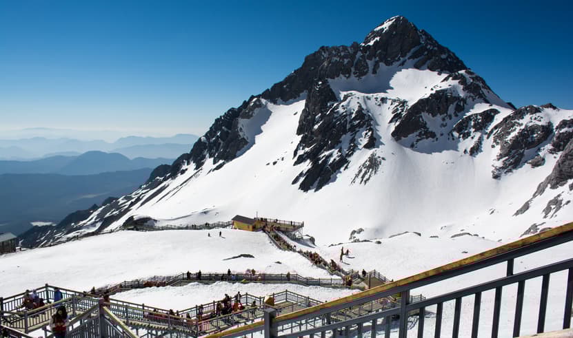 ทัวร์จีน คุนหมิง 6 วัน 5 คืน ZGKMG-2622KY  สวนน้ำตกคุนหมิง แชงกรีล่า ภูเขาหิมะมังกรหยก บิน KY (BKK)