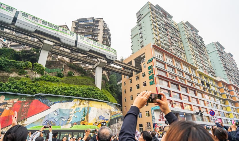 ทัวร์จีน ฉงชิ่ง 5 วัน 4 คืน GO1CNXCKG-PN010 ถ้ำเถิงหลง ล่องเรือมังกรแม่น้ำก้งสุ่ย ถนนคนเดิยเจี้ยฟางเป่ย บิน PN ( 