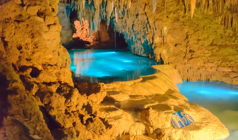 ทัวร์ญี่ปุ่น โอกินาว่า 4 วัน 3 คืน FD039 พิพิธภัณฑ์สัตว์น้ำซุราอุมิ ถ้ำธารมรกต ศาลเจ้านามิโนะอุเอะ บิน FD (BKK)