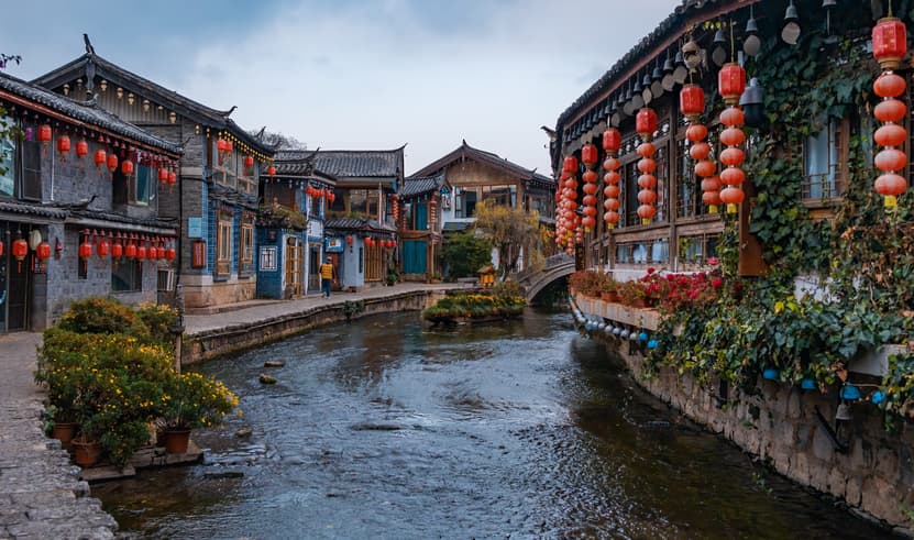 ทัวร์จีน คุนหมิง 6 วัน 5 คืน CKYK4 สวนน้ำตกคุนหมิง เมืองโบราณต้าหลี่-ลี่เจียง วัดซงจ้านหลิน อุทยานภูเขาหิมะมังกรหยก บิน KY (BKK)