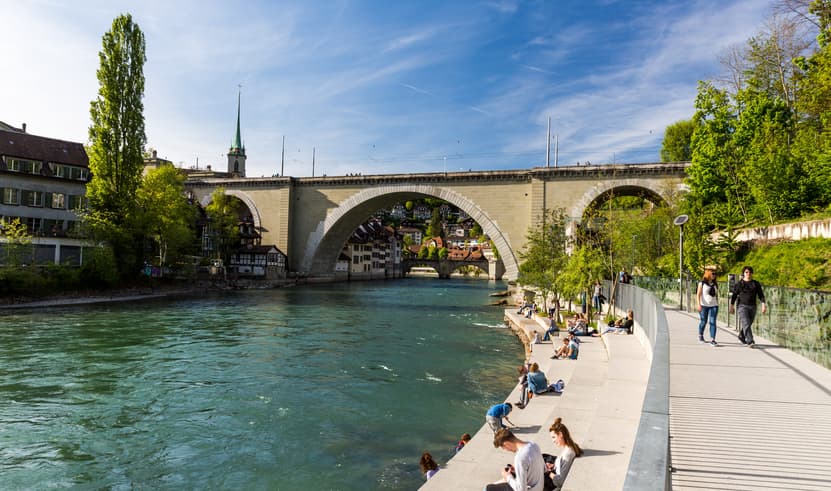 ทัวร์ยุโรป 8 วัน 5 คืน GO3ZRH-TG037 ล่องเรือทะเลสาบเบรียนซ์ ปราสาทซิลยอง นั่งกระเช้าชมแมทเทอร์ฮอร์น บิน TG 970 (BKK) 