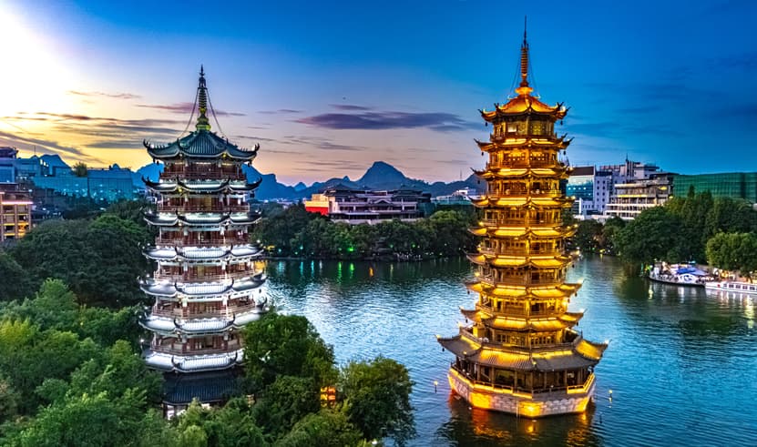 ทัวร์จีน กุ้ยหลิน หยางซั่ว 5 วัน 4 คืน MTWT260096 ล่องเรือแพ เดินถนนฝรั่ง เขางวงช้าง ชมเจดีย์เงินเจดีย์ทอง บิน JD (BKK)