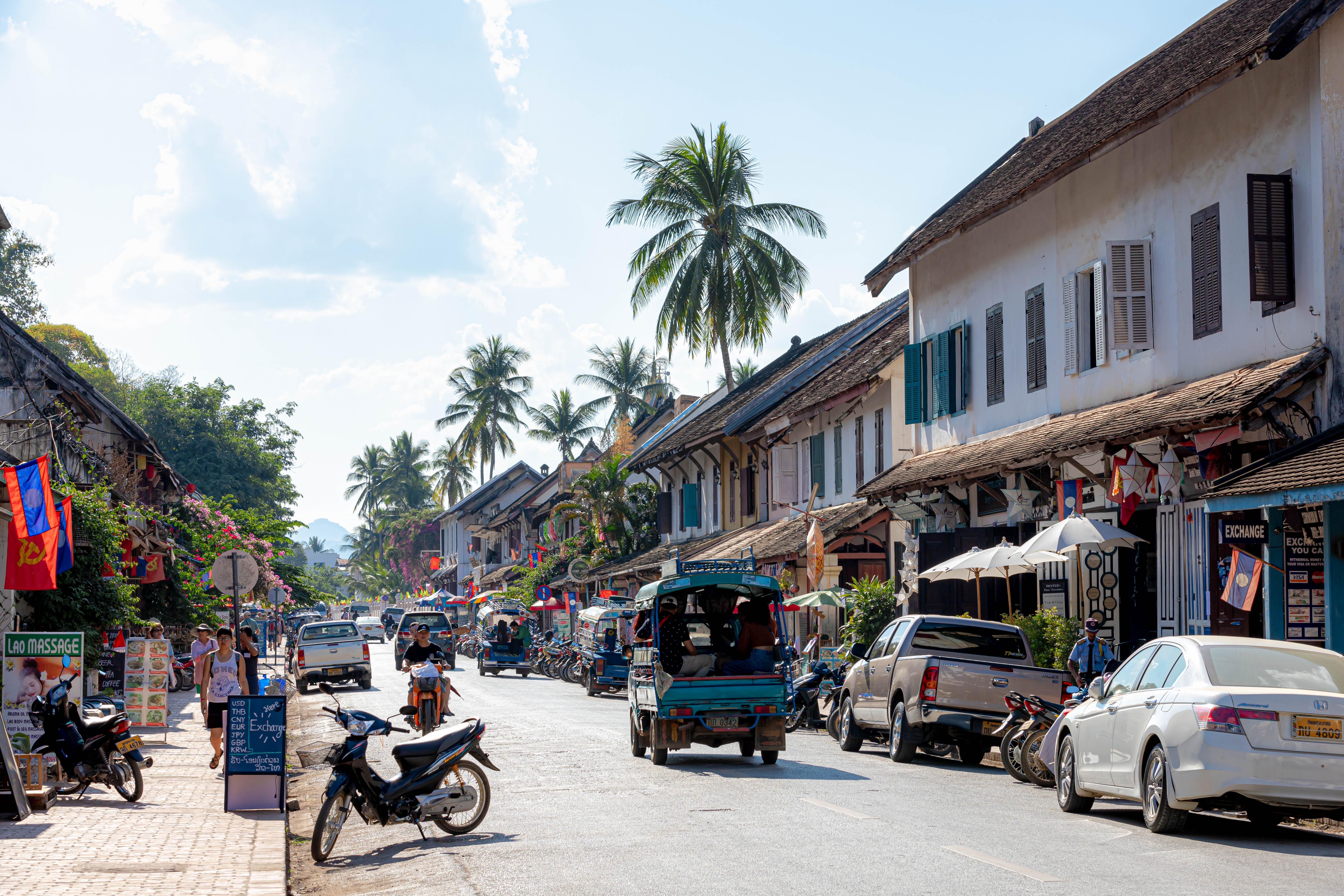 เที่ยวหลวงพระบาง 3 วัน 2 คืน เที่ยวมรดกโลก ใช้ชีวิตสโลว์ไลฟที่ลาวเหนือ