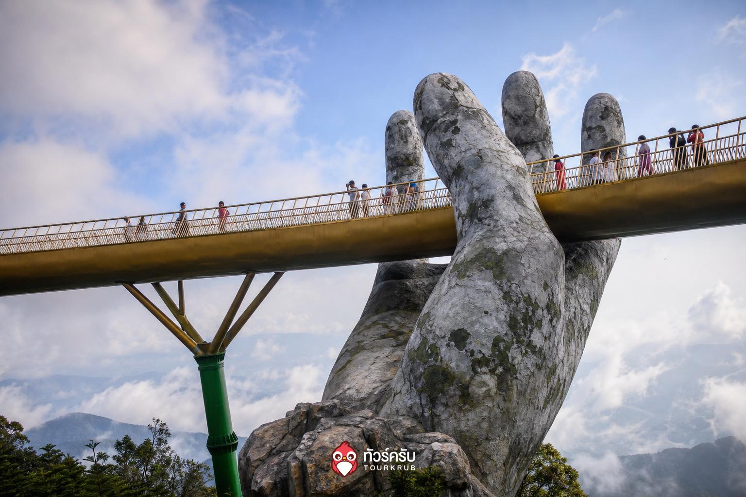 ที่เที่ยวเวียดนาม สะพานมือทอง (Golden Hands Bridge)
