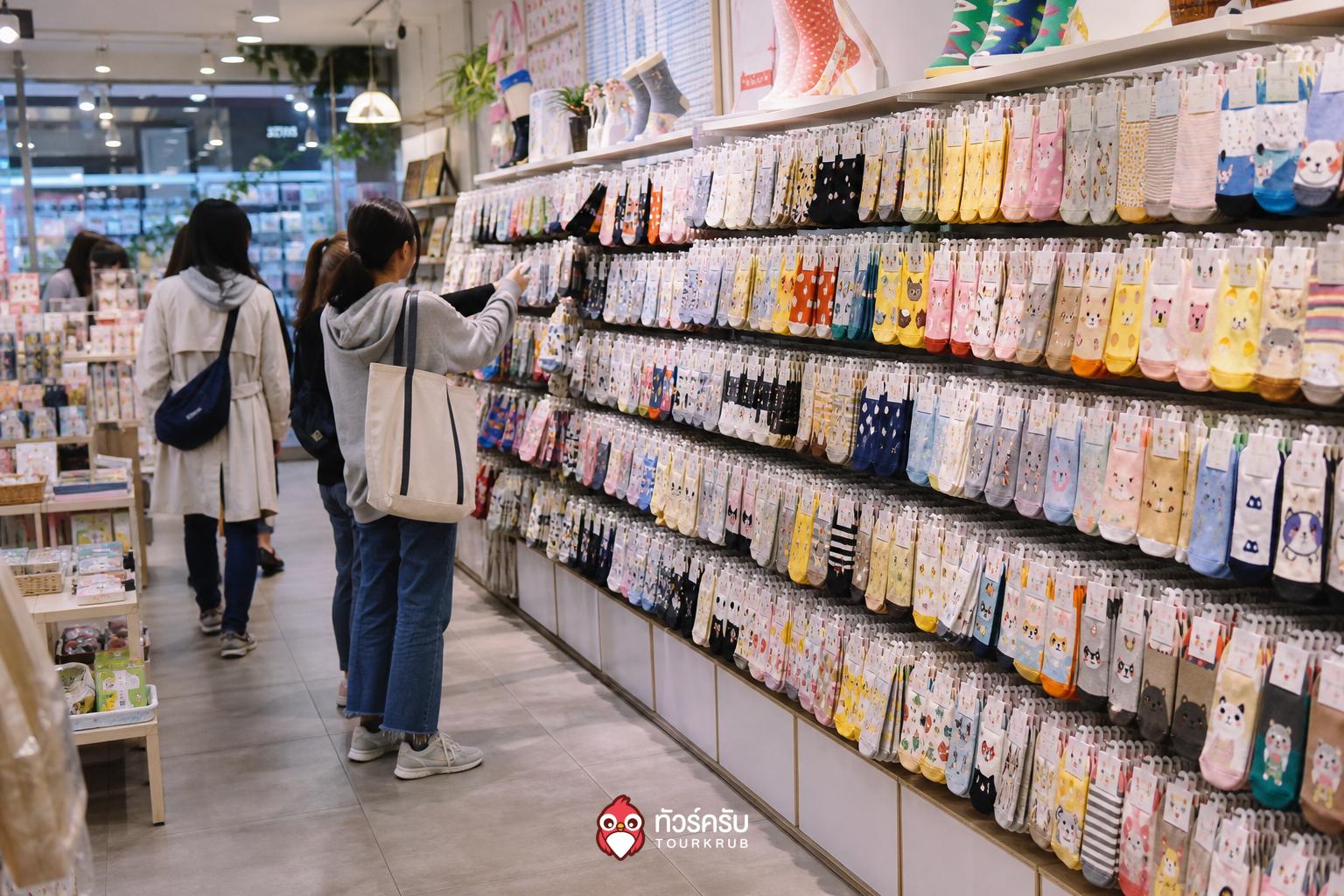 ของฝากเกาหลี ถุงเท้าเกาหลีลายน่ารัก (Korean Cute Socks)