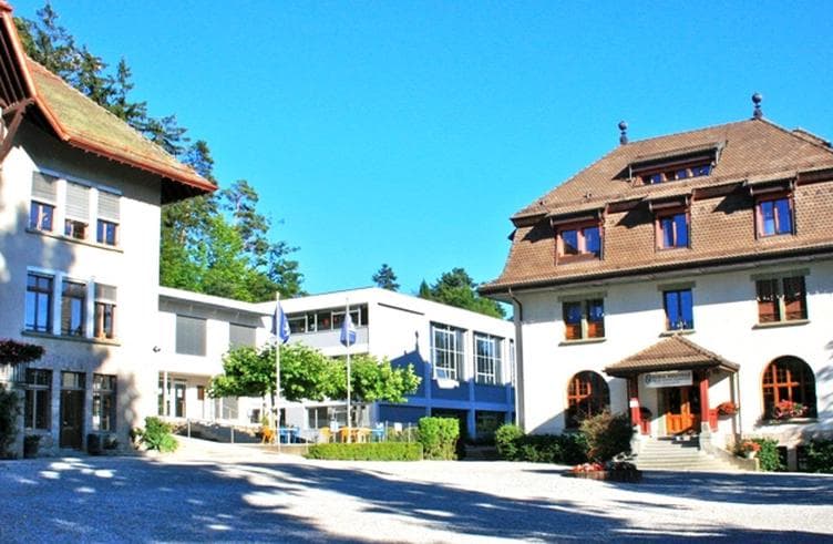 โรงเรียน Ecole Nouvelle de la Suisse Romande