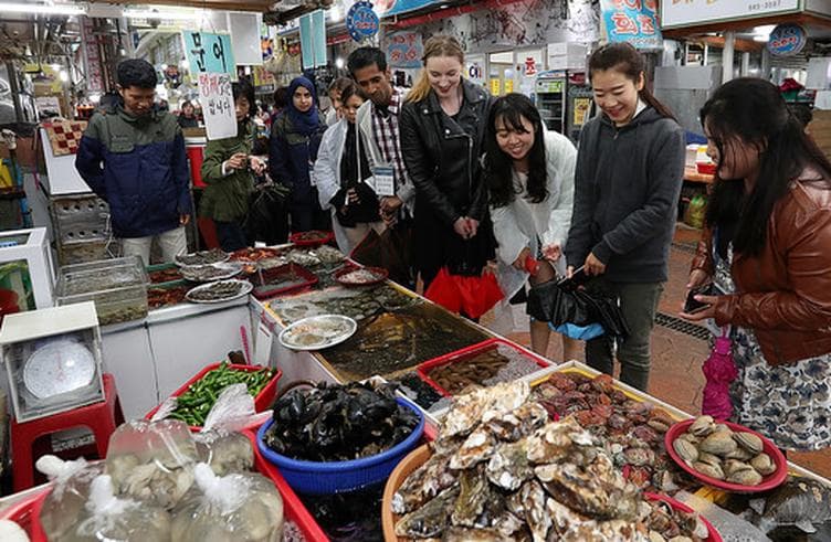 ตลาดปลาจุนกัง