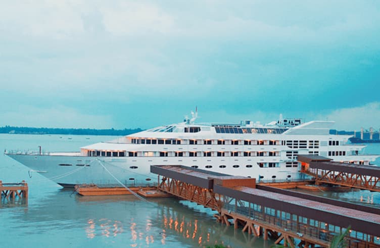 Vintage Luxury Yacht Hotel Yangon