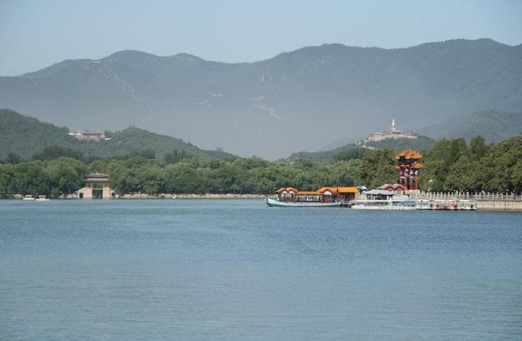 ทะเลสาบคุนหมิงกรุงปักกิ่ง