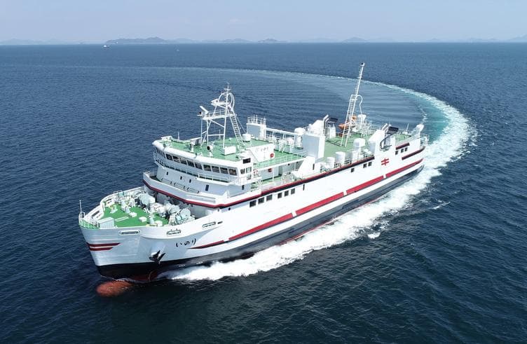 นั่งเรือเฟอร์รี่จากชิมาบาระไปคุมาโมโต้