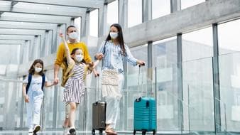 พาลูกเที่ยวช่วงโควิด 5 สิ่งต้องระวังเมื่อเดินทางไปต่างประเทศ