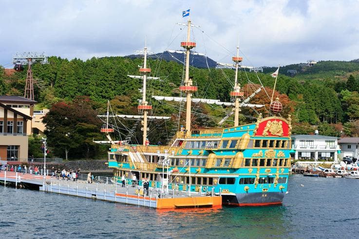 ทัวร์ญี่ปุ่น โตเกียว 5 วัน 3 คืน ล่องเรือทะเลสาบอาชิ หมู่บ้านโอชิโนะฮักไก บิน TG