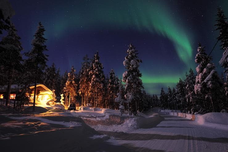 ทัวร์ฟินแลนด์ เฮลซิงกิ โรวาเนียมิ 9 วัน 6 คืน หมู่บ้านซานตาคลอส ออกตามล่าแสงเหนือ (พักโรงแรมหลังคากระจก) บิน AY