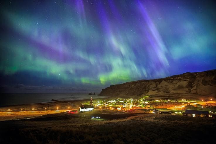 ทัวร์สแกนดิเนเวีย ฟินแลนด์ ไอซ์แลนด์ 10 วัน 7 คืน ล่าแสงเหนือ ขับสโนโมบิลตะลุยทุ่งน้ำแข็งไมดรัลโจกูล บิน AY 