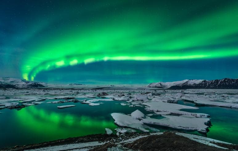 ทัวร์ยุโรปไอซ์แลนด์  กรุงออสโล 10 วัน 7 คืน ถ้ำน้ำแข็งแห่งวัทนาโจกูล  ขับสโนว์โมบิลตะลุยธารน้ำแข็งมียร์ดาลส์ บิน TG