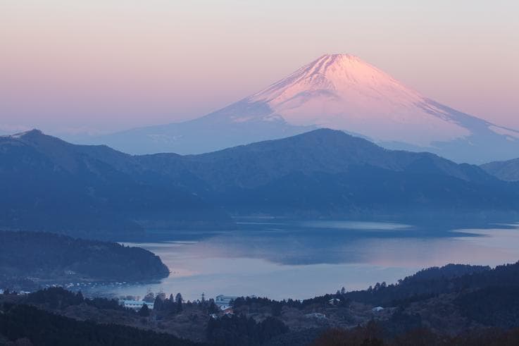 ทัวร์ญี่ปุ่น โตเกียว 5 วัน 3 คืน ภูเขาไฟฟูจิชั้น5 ล่องเรือทะเลสาบอาชิ บิน XJ