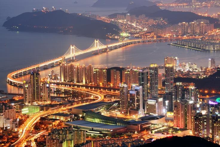 ทัวร์เกาหลี ปูซาน 5 วัน 3 คืน  วัดดองฮวาซา หอคอยปูซาน  สวนสนุก E-WORLD บิน KE