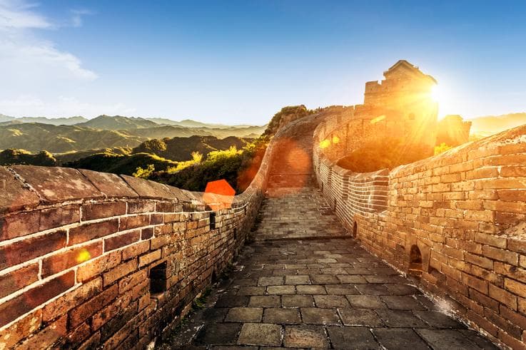 ทัวร์จีน ปักกิ่ง 5 วัน 3 คืน พระราชวังฤดูร้อนอวี้เหอหยวน นั่งกระเช้าขึ้น 'กำแพงเมืองจีนด่านปาต้าหลิง' ชมสวนผลไม้ บิน HU