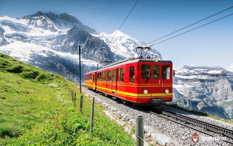 ทัวร์ยุโรปตะวันตก อิตาลี ฝรั่งเศส สวิตเซอร์แลนด์ 9 วัน 6 คืน ชมวิวยอดเขามองต์บลังค์ นั่งรถไฟท่องเที่ยวธรรมชาติขึ้น พิชิตยอดเขาจุงเฟรา บิน QR