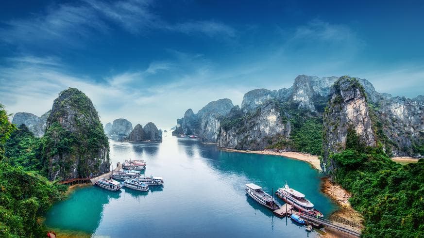 ทัวร์เวียดนามเหนือ ฮานอย ฮาลอง 3 วัน 2 คืน สวนสนุกHaLongPark ล่องเรืออ่าวฮาลอง นั่งกระเช้าข้ามทะเล บิน QR    