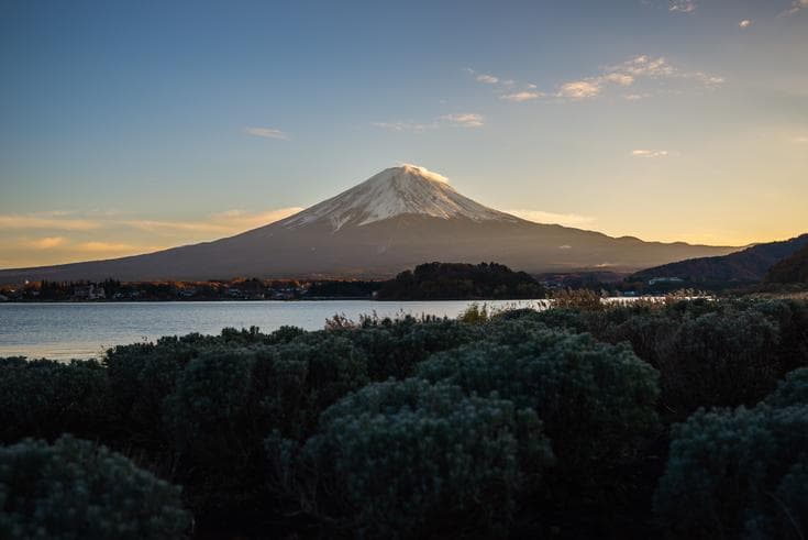 ทัวร์ญี่ปุ่น โตเกียว 5 วัน 3 คืน ภูเขาไฟฟูจิ(ชั้น5) หมู่บ้านน้ำใสโอชิโนะฮัคไค วัดอาซากุสะ บิน XJ