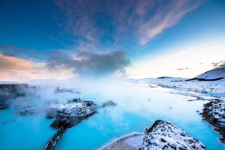 ทัวร์ไอซ์แลนด์ เรคยาวิก บอร์กาเนส 10 วัน 7 คืน น้ำตกกูลล์ฟอสส์ อาบน้ำแร่บลูลากูน ขับสโนว์โมบิล บิน TG