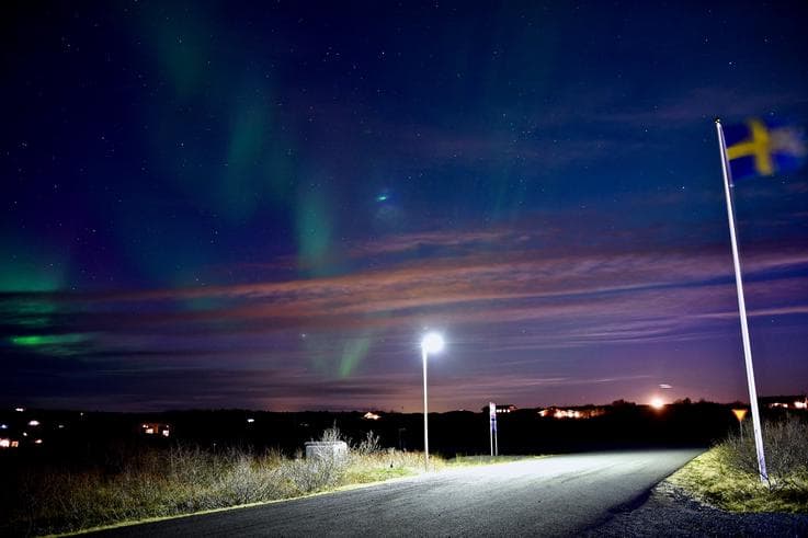 ทัวร์ไอซ์แลนด์ เรคยาวิค เซลล์ฟอสส์ 8 วัน 5 คืน บลูลากูน ขับสโนโมบิล นั่งรถตามล่าแสงเหนือ บิน AY