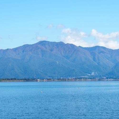 ทะเลสาบอินะวะชิโระ