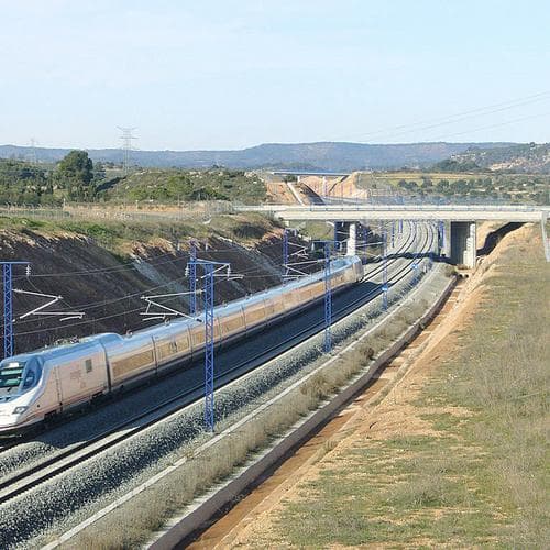 รถไฟด่วน AVE ของสเปน